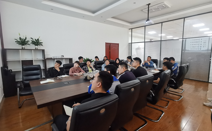 通過不斷的學習培訓，加強銷售人員有關顆粒機及生產線的基礎知識了解.jpg